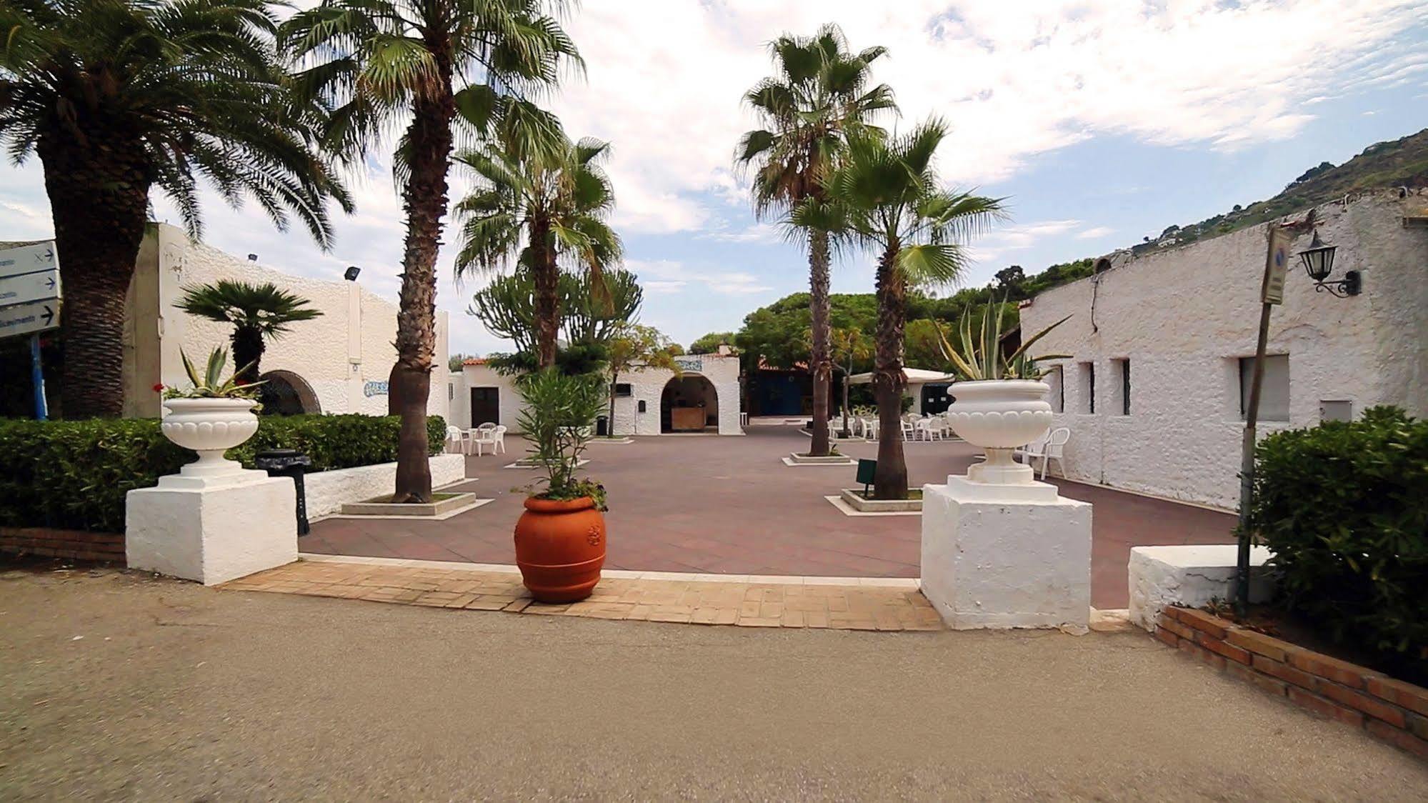 Villaggio Sabbie Bianche Zambrone Exteriér fotografie